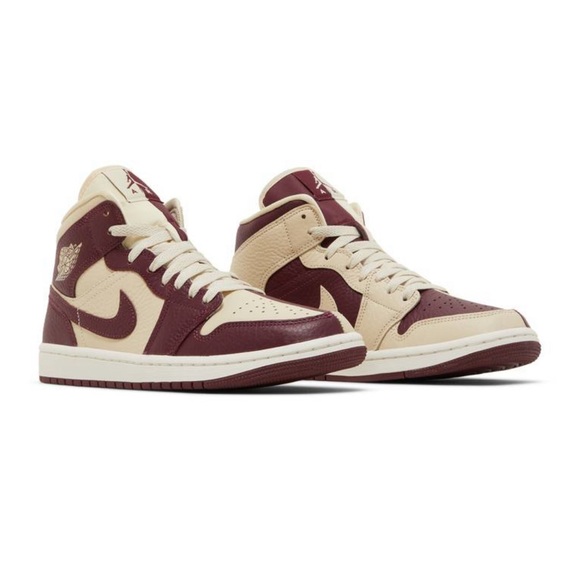 Nike Shoes - Brand New Women’s Air Jordan mid SE split Beach Cherrywood